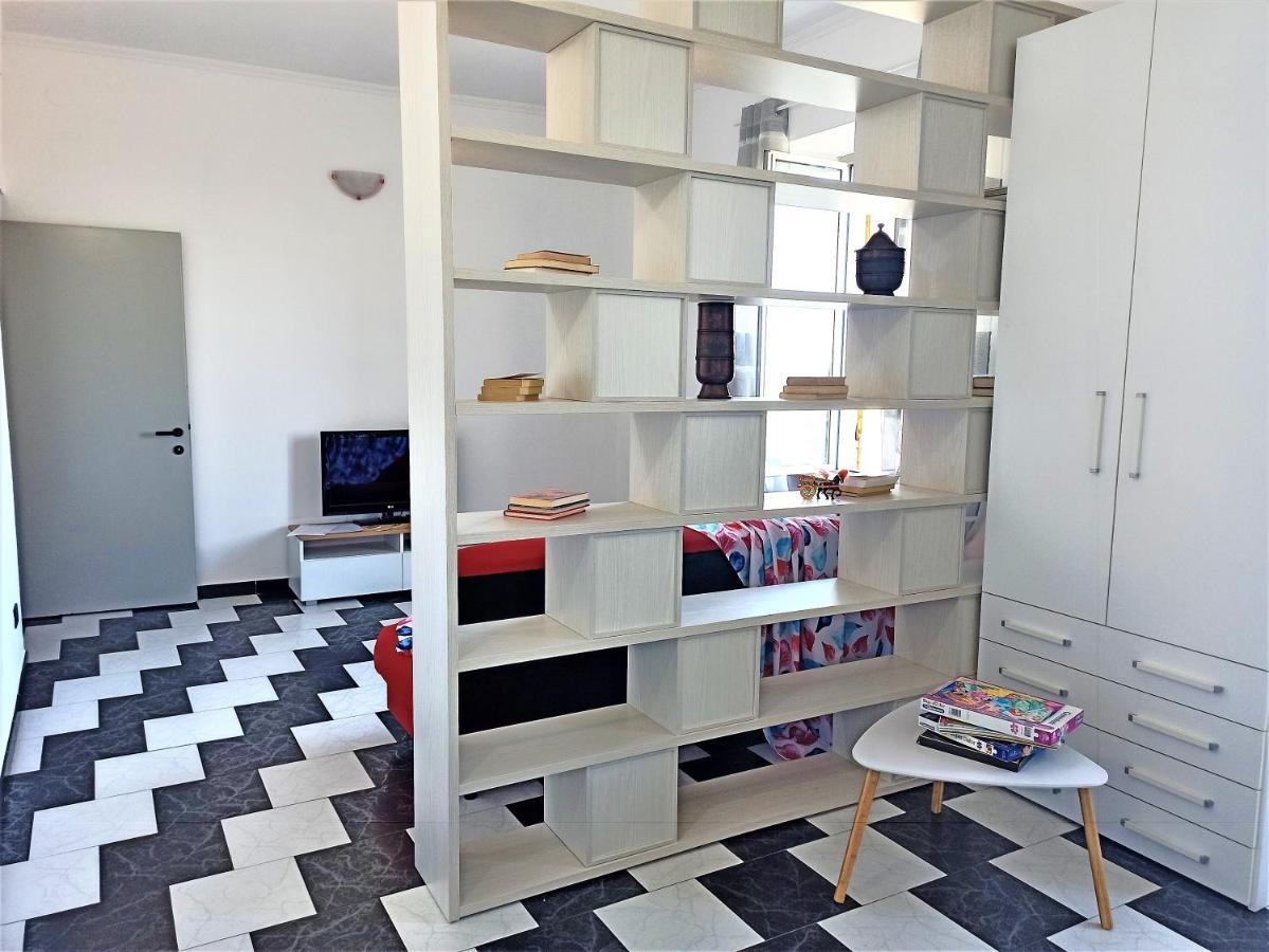 Casa Vacanza Laura Генуя Екстер'єр фото